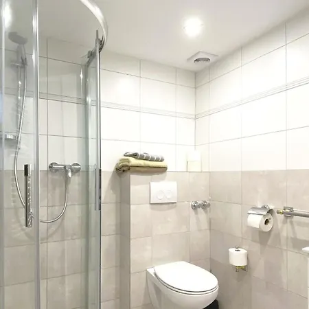 Am Schlosspark Apartmán *