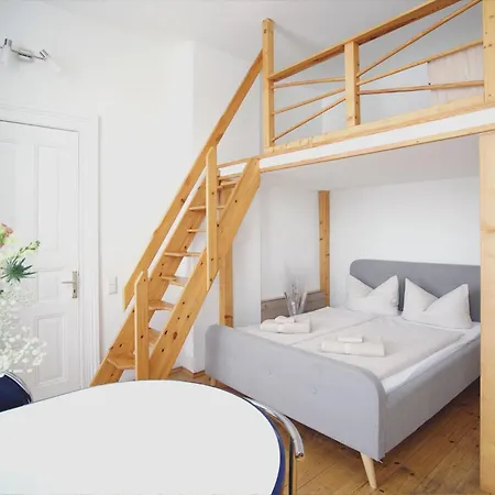 Am Schlosspark Apartamento *