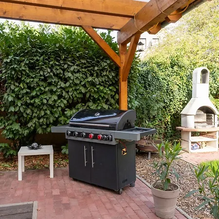Am Schlosspark Apartament